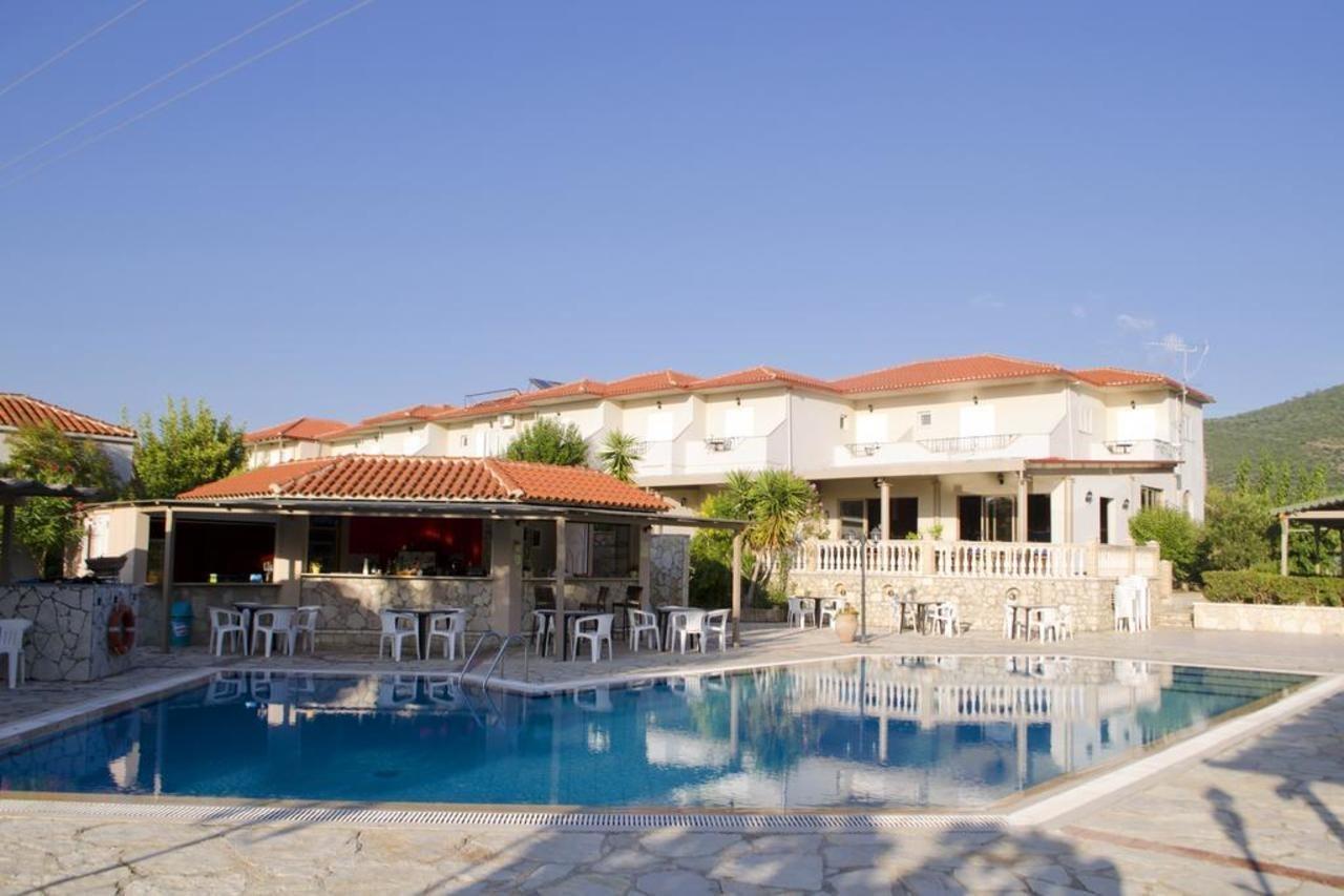 Hotel Elina Пердіка Екстер'єр фото